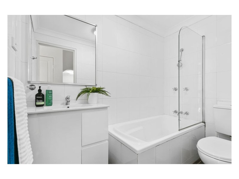 16/76-78 Mountford Avenue, Guildford NSW 2161