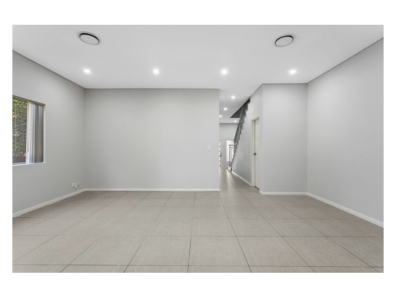 18a Crawford Street, Guildford NSW 2161