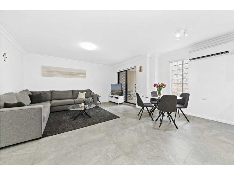 2/7-11 Paton Street, Merrylands West NSW 2160