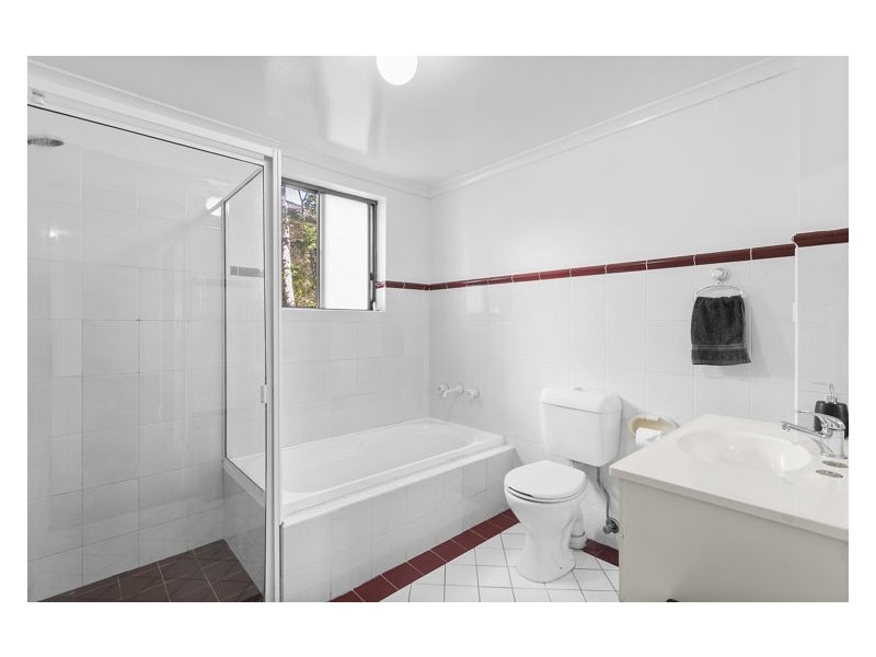 2/14-16 Paton Street, Merrylands NSW 2160