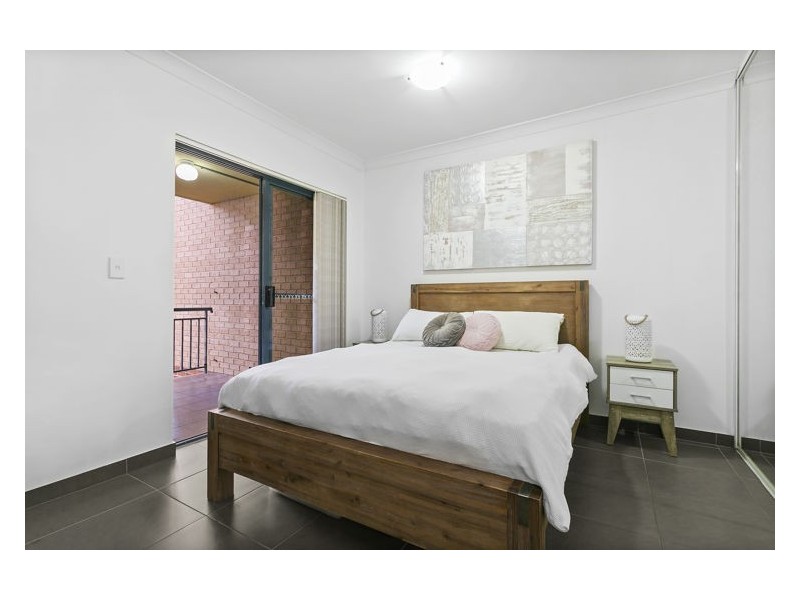 2/14-16 Paton Street, Merrylands NSW 2160