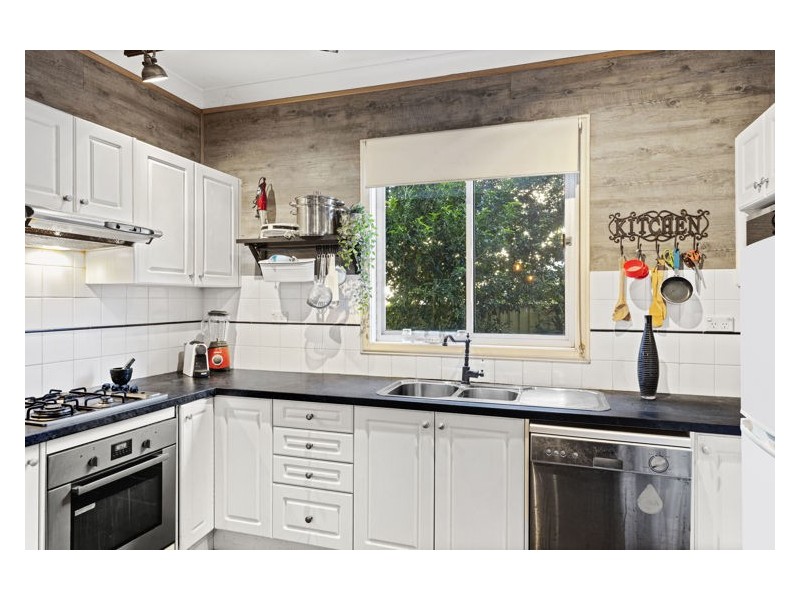 8 Davies Street, Merrylands NSW 2160