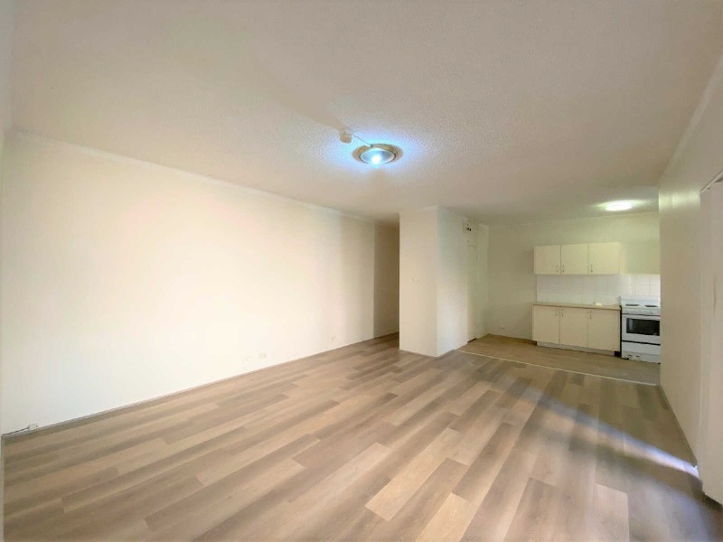 2/52  Lane Street, Wentworthville NSW 2145