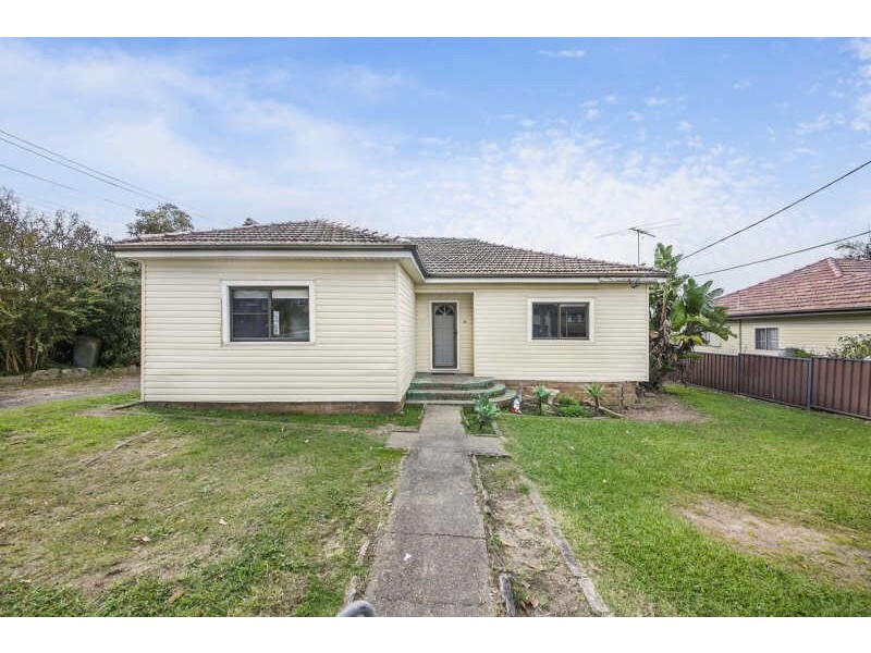 25  Mandoon Rd, Girraween NSW 2145