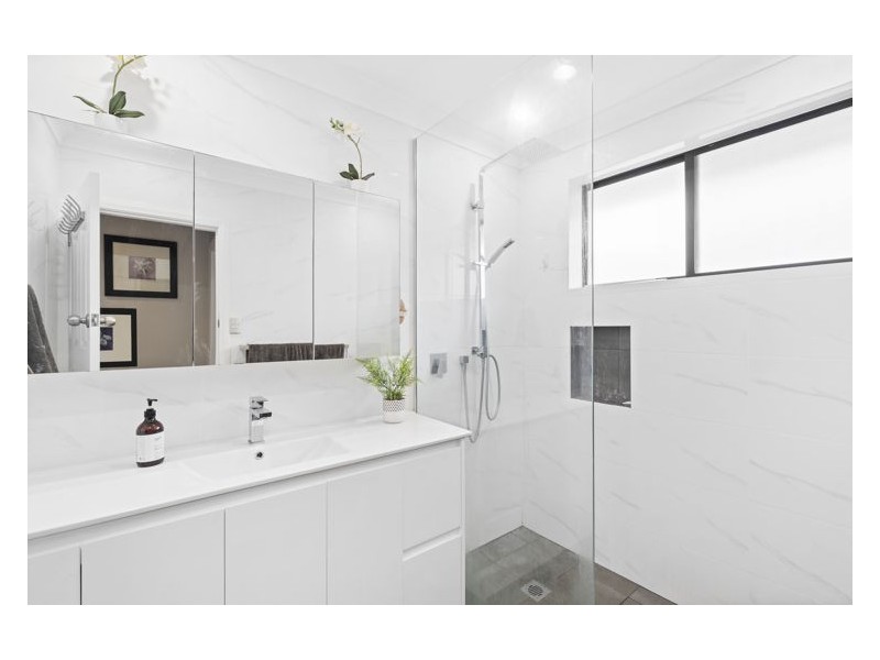 10 Damien Avenue, Greystanes NSW 2145