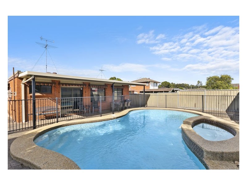 11 Bogan Street, Greystanes NSW 2145