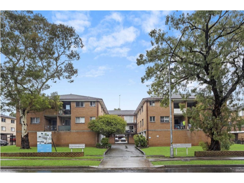13/25 Cambridge Street, Merrylands NSW 2160