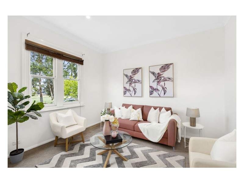 33 Banks Street, Mays Hill NSW 2145