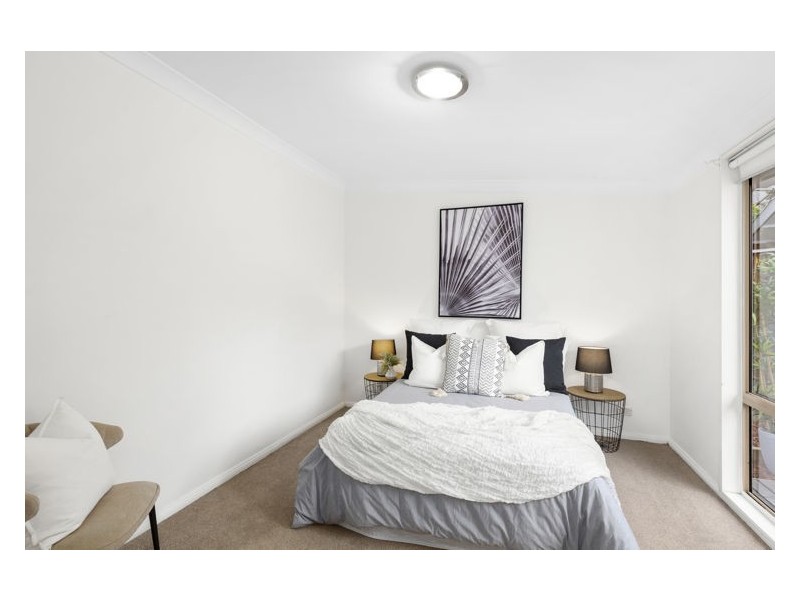 33 Banks Street, Mays Hill NSW 2145