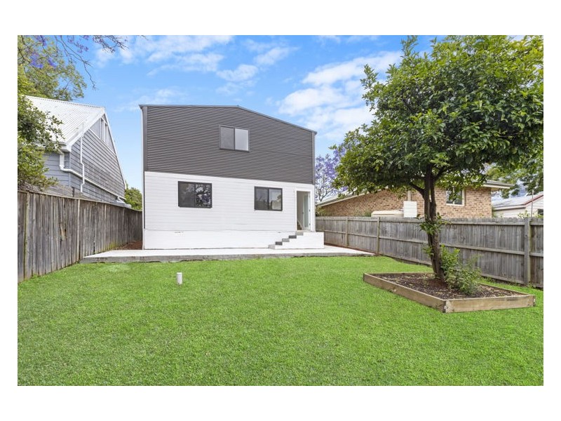 33 Banks Street, Mays Hill NSW 2145