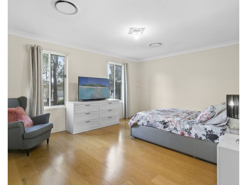 5 Stanbury Avenue, Pemulwuy NSW 2145