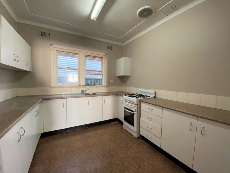 71  Grand Avenue, Westmead NSW 2145