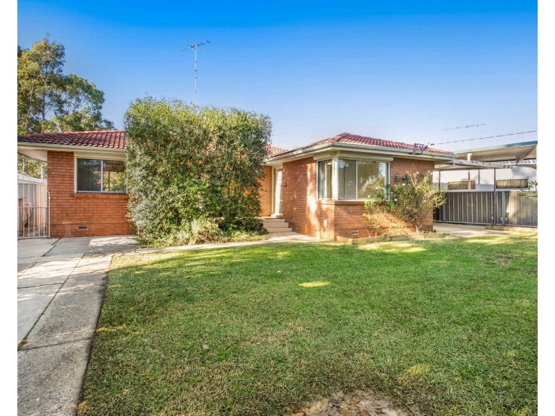 7 Fitzwilliam Rd, Old Toongabbie NSW 2146