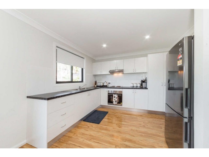 12a  Orleans Crescent, Toongabbie NSW 2146