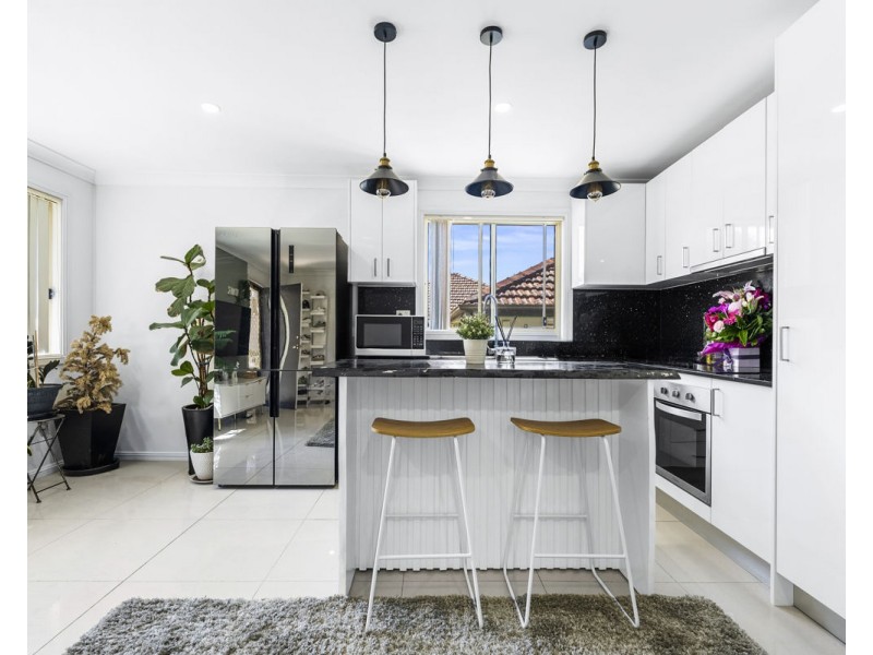 25 & 25a Yeend Street, Merrylands NSW 2160