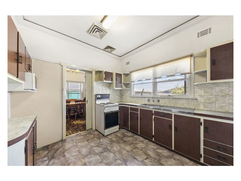 138 Smith Street, Pendle Hill NSW 2145