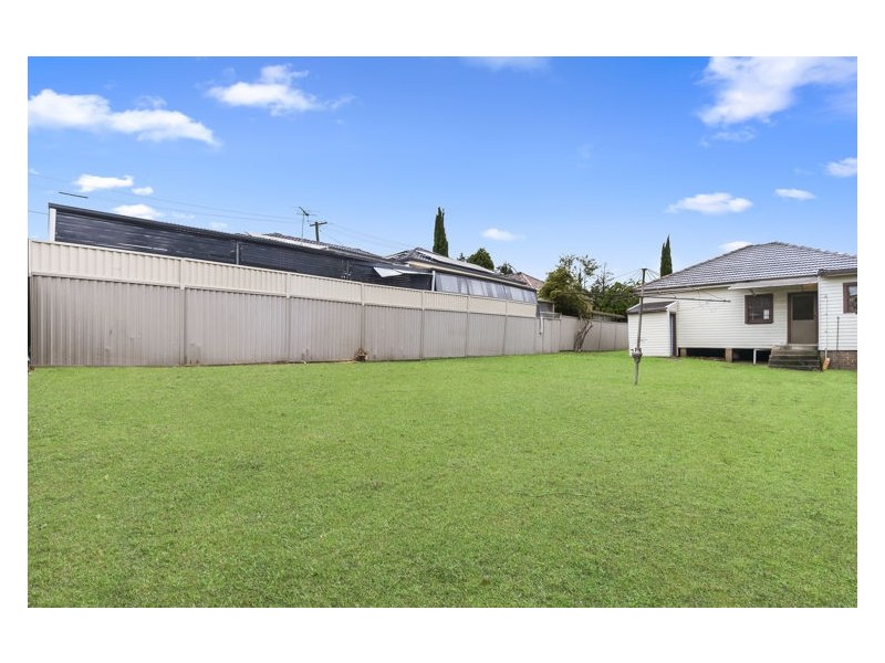 255 Woodville Road, Merrylands NSW 2160