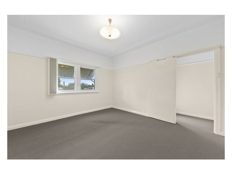 255 Woodville Road, Merrylands NSW 2160