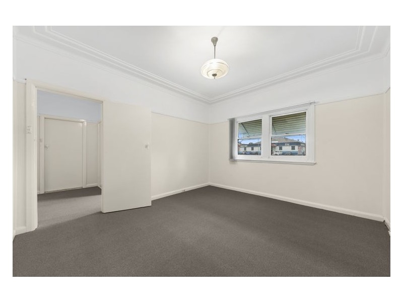 255 Woodville Road, Merrylands NSW 2160
