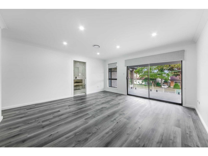 39 Portia Road, Toongabbie NSW 2146