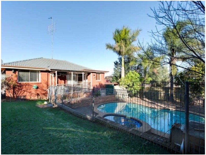 9  Irene Street, South Penrith NSW 2750