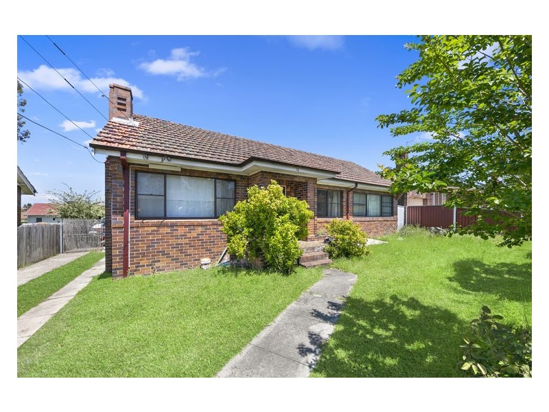 16 Montgomery Avenue, Granville NSW 2142