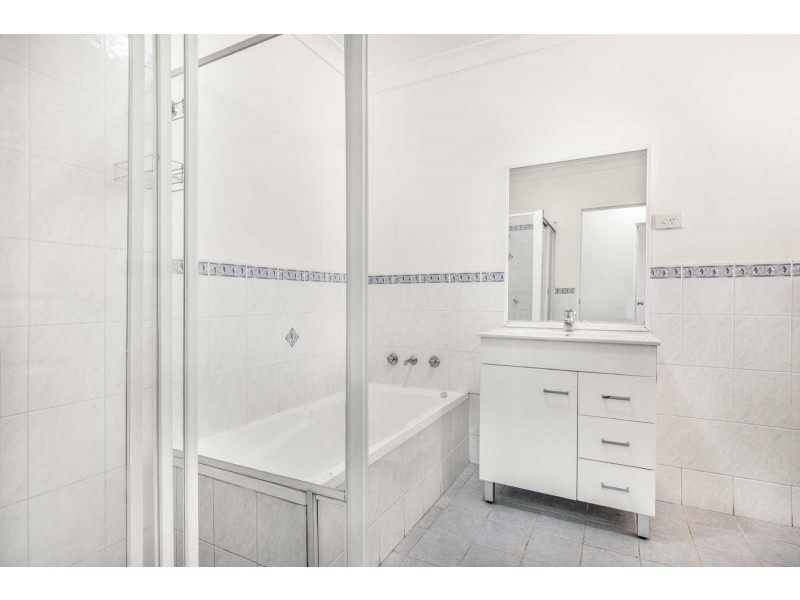 20/10-14 Calliope Street, Guildford NSW 2161