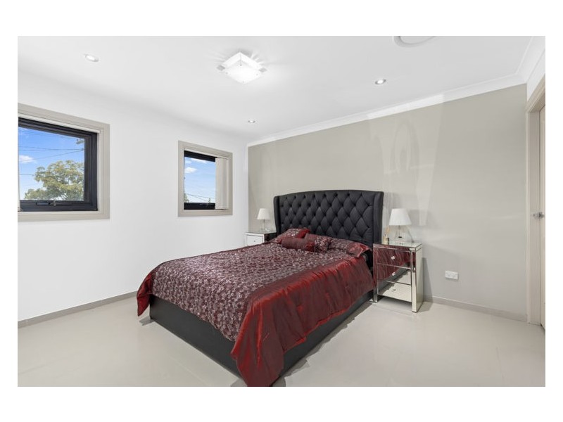 6 Holroyd Road, Merrylands NSW 2160