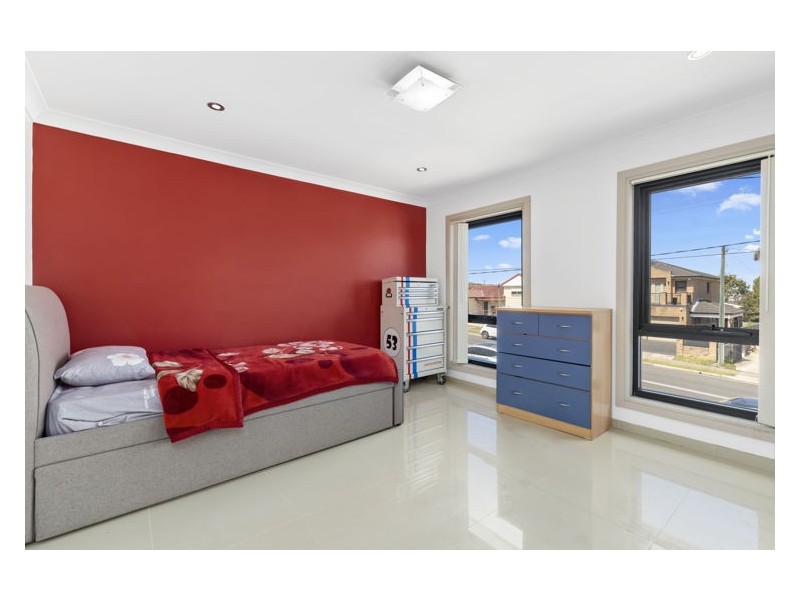 6 Holroyd Road, Merrylands NSW 2160