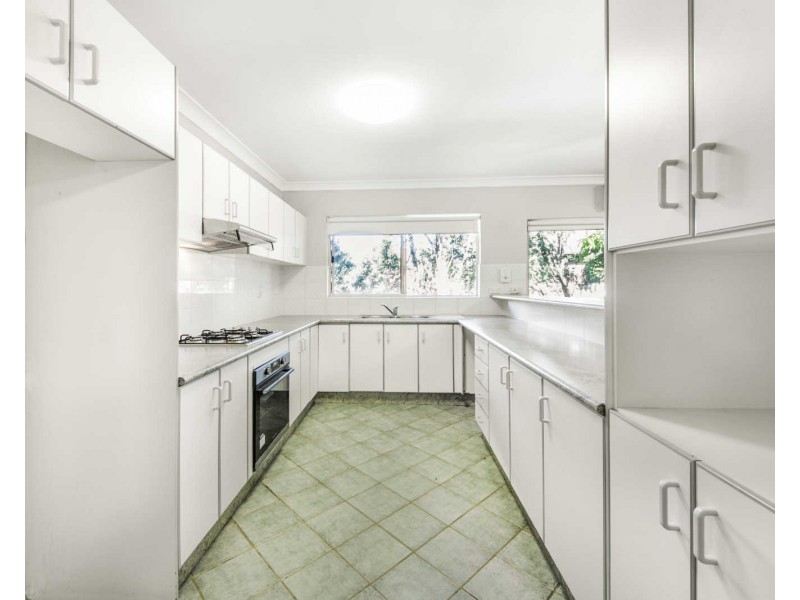 3/1-3 Windsor Road, Merrylands NSW 2160