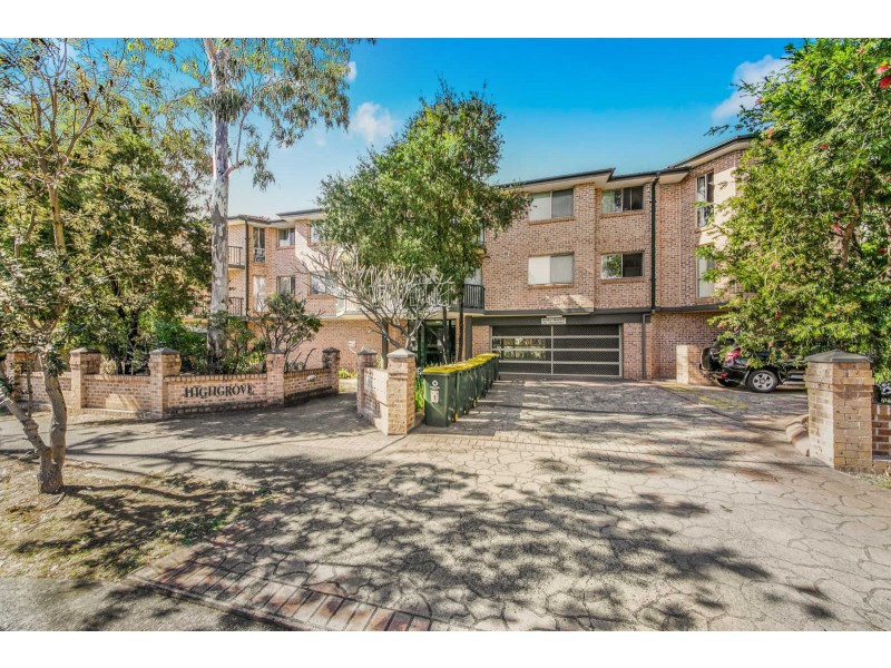3/1-3 Windsor Road, Merrylands NSW 2160