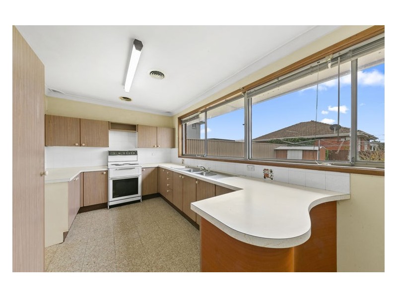 16 Yoogali Street, Merrylands NSW 2160