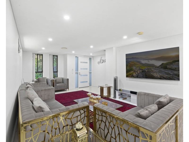 8/76-78 Chamberlain Road, Guildford NSW 2161