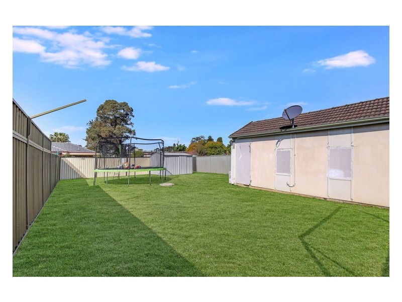 110 Mandarin Street, Villawood NSW 2163