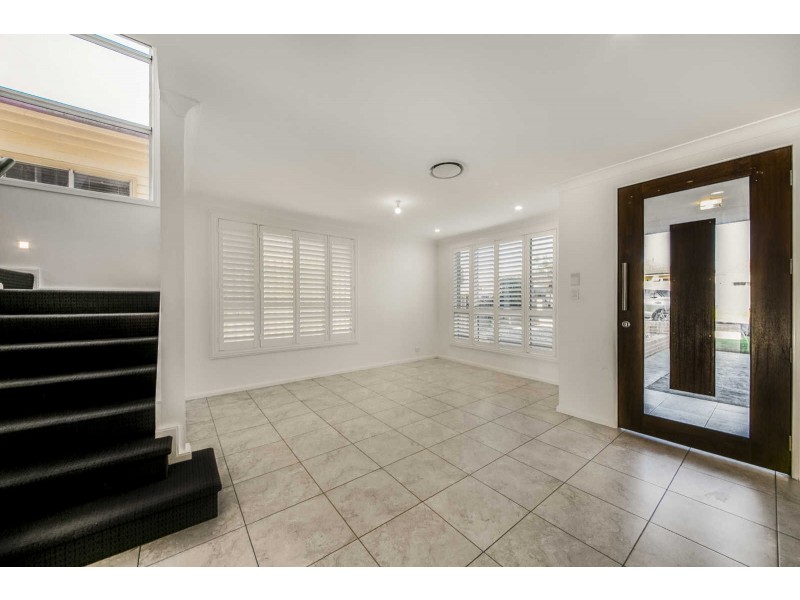 90 Warwick Road, Merrylands NSW 2160