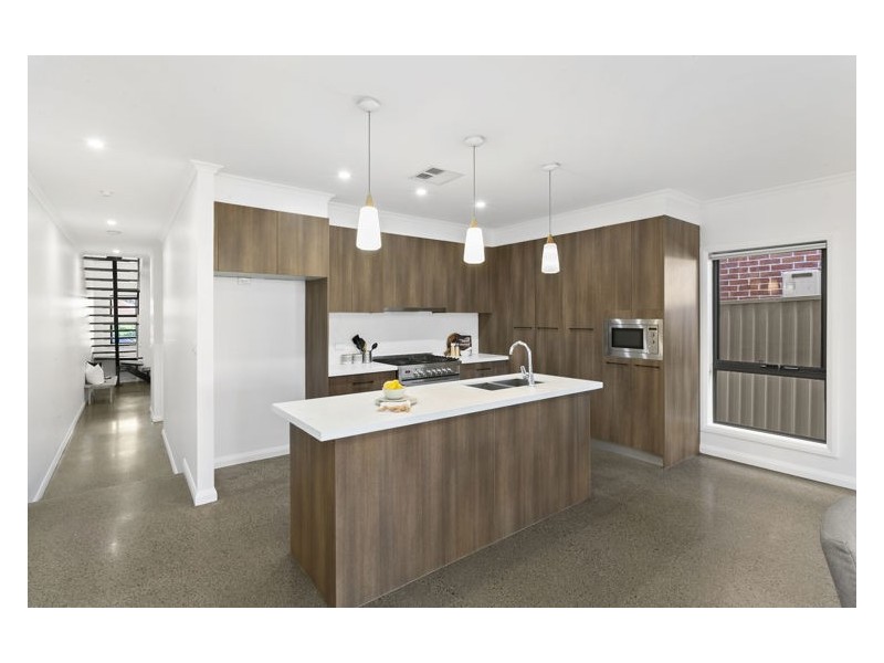 11 Thomas Street, Merrylands NSW 2160