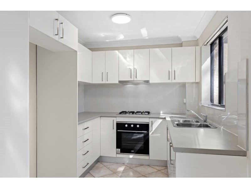 2/43-47 Newman Street, Merrylands NSW 2160