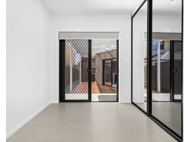 7 Waverley Street, Fairfield NSW 2165