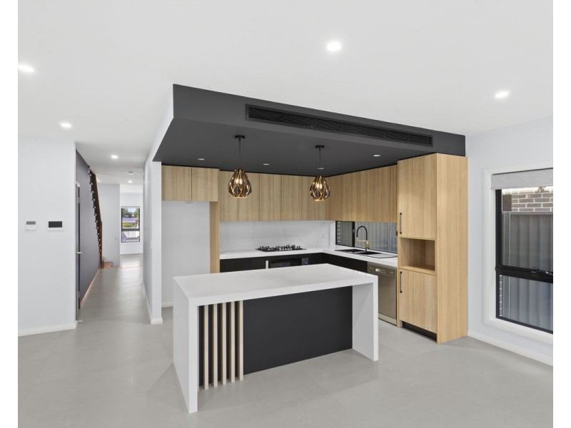 7 Waverley Street, Fairfield NSW 2165