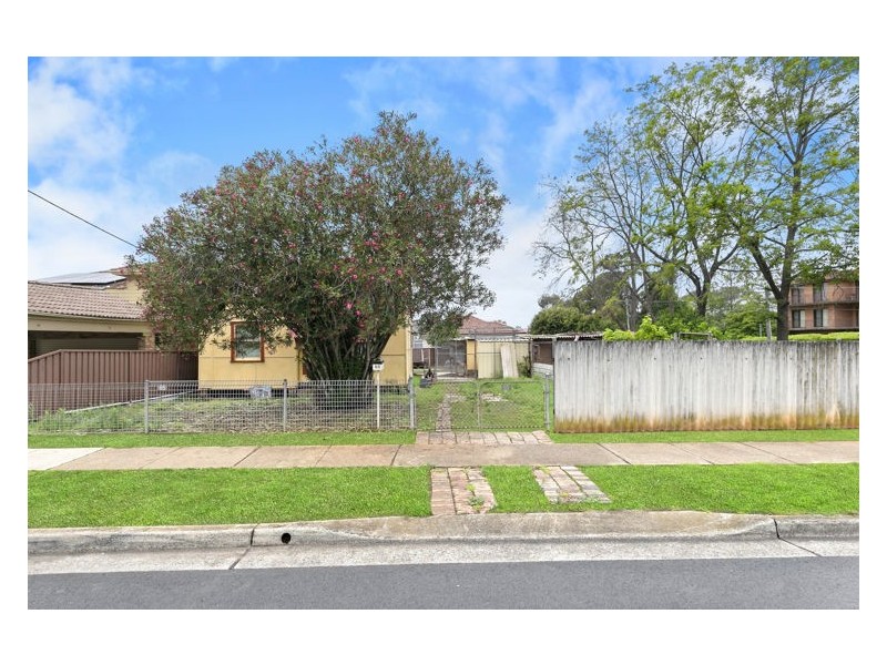 65 Windsor Road, Merrylands NSW 2160