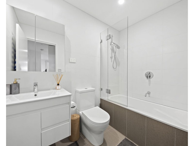 206/35 Waldron Road, Sefton NSW 2162