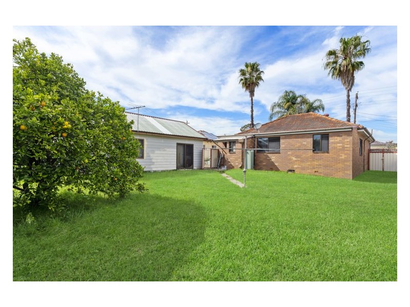 33 Bradman Street, Merrylands NSW 2160