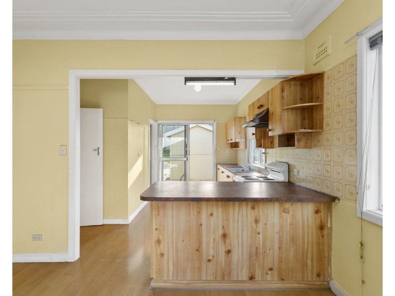 8 Jersey Road, South Wentworthville NSW 2145