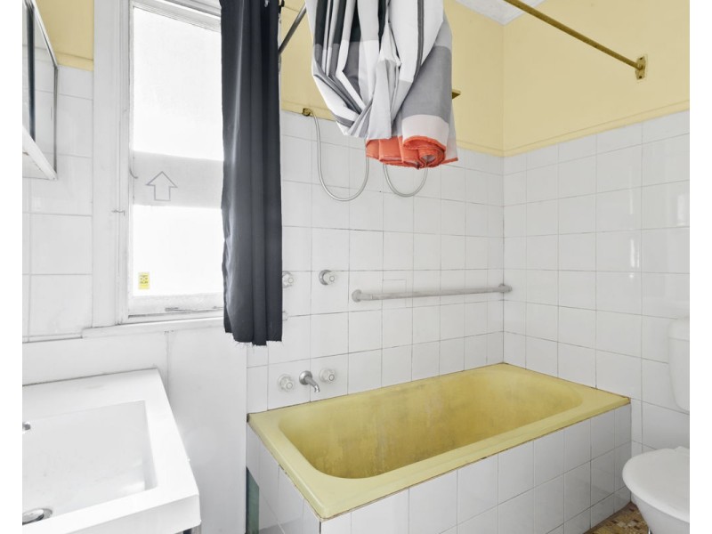 8 Jersey Road, South Wentworthville NSW 2145