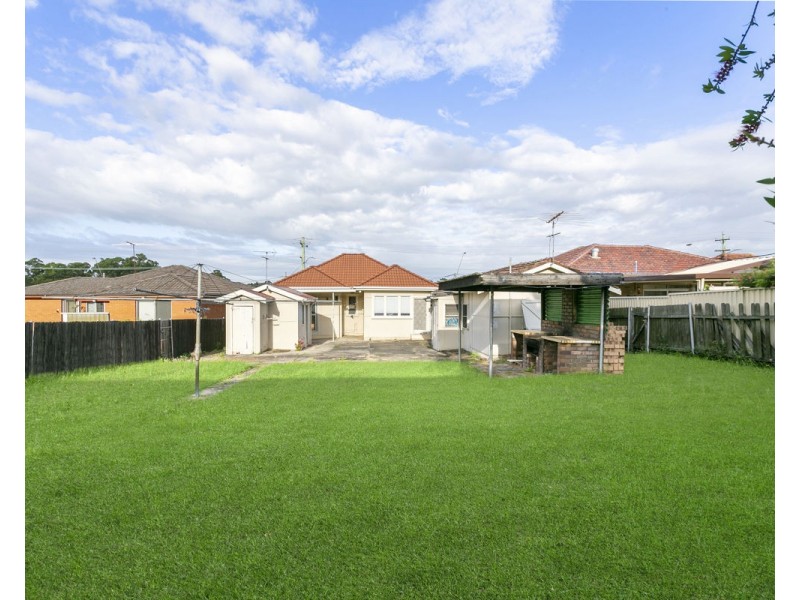 8 Jersey Road, South Wentworthville NSW 2145