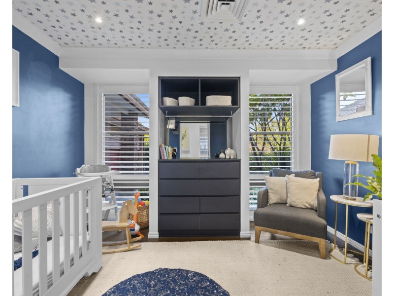 18 Rosewood Drive, Greystanes NSW 2145