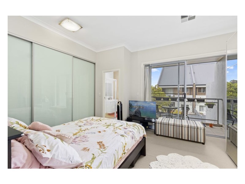 9/10 Water Street, Wentworthville NSW 2145