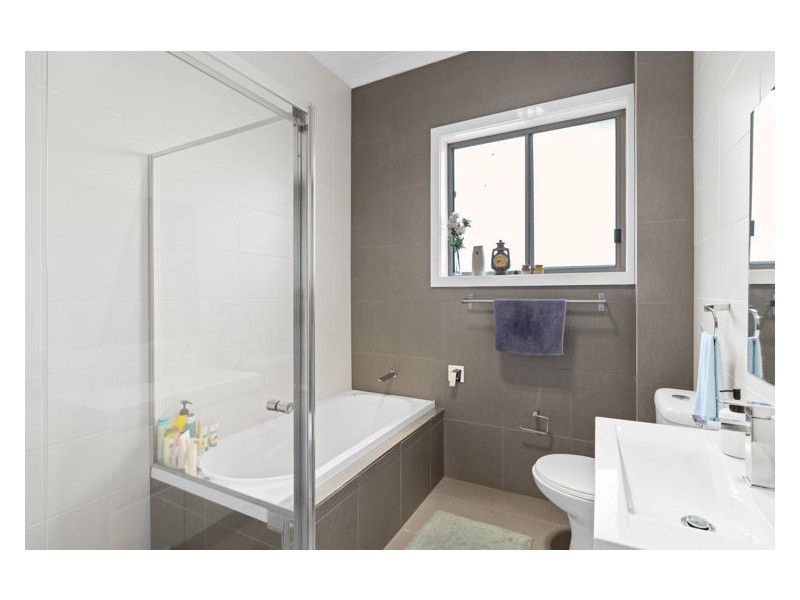 9/10 Water Street, Wentworthville NSW 2145