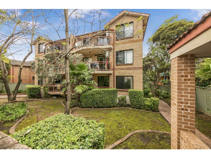 2/142-144 Station Street, Wentworthville NSW 2145