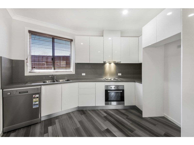 70a Warren Road, Woodpark NSW 2164